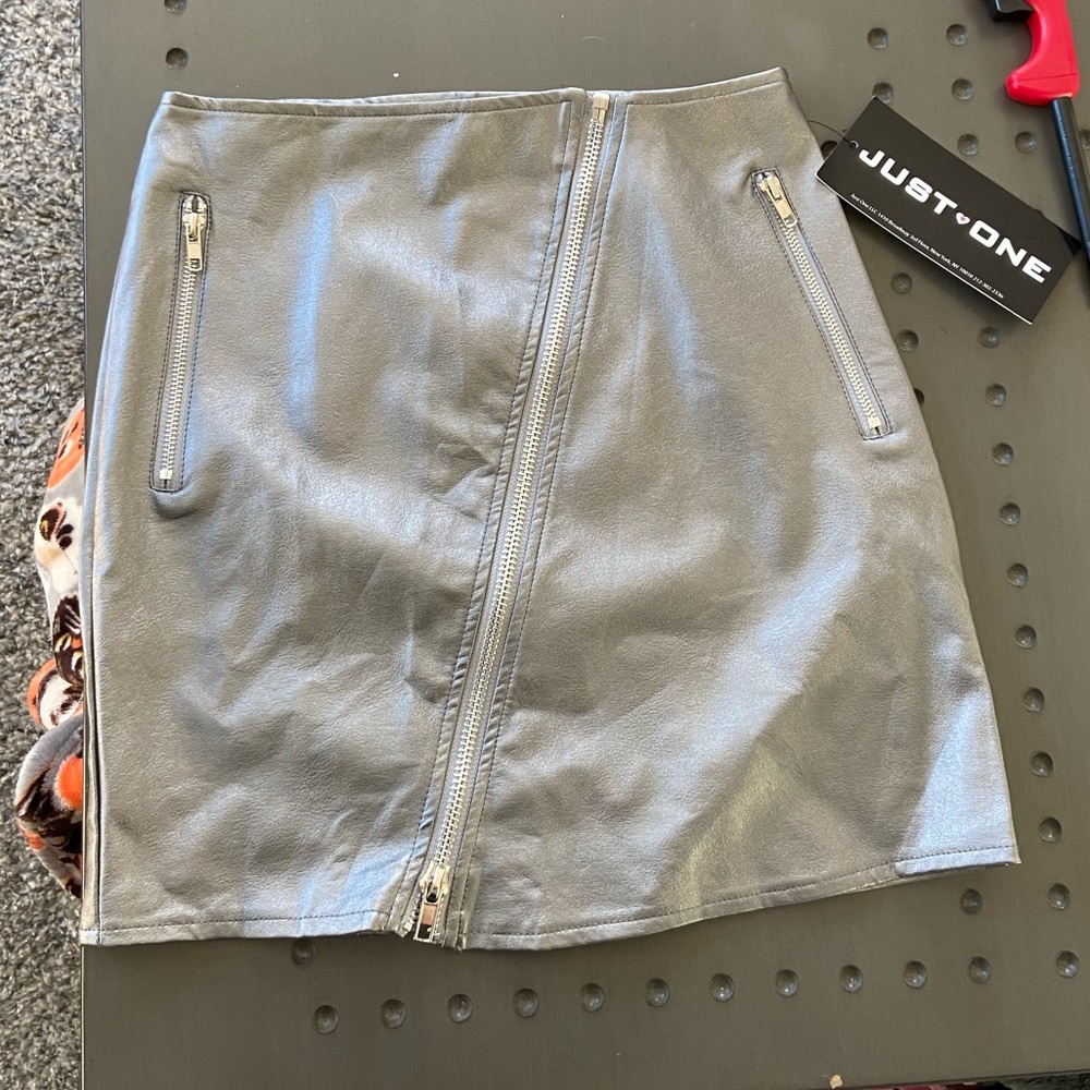 Perfect for New Years skirt!